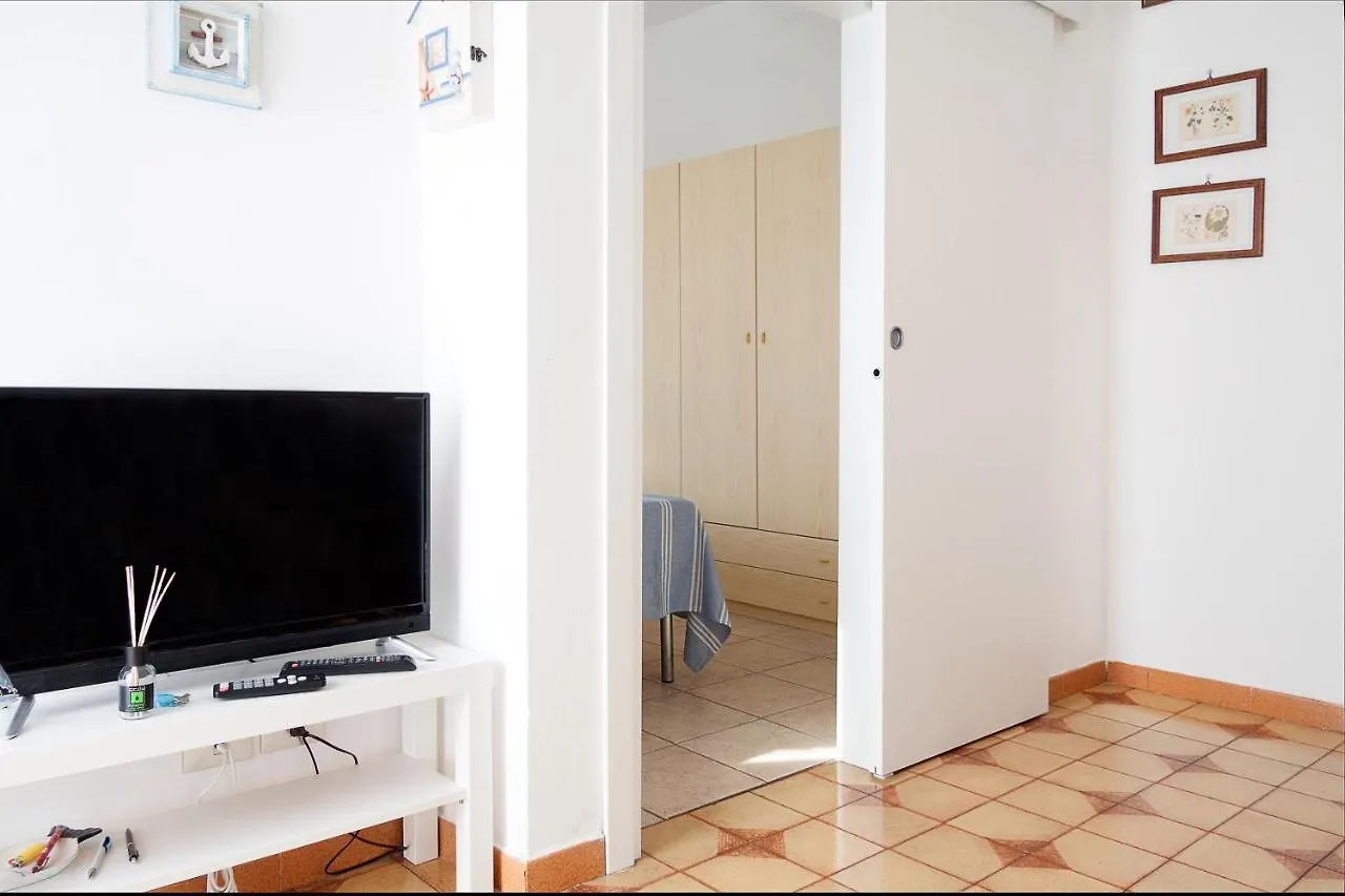 Nel Cuore Di Rio Marina Apartment